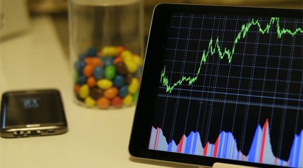 中俄贸易额逆势大幅增长28.9%，为金砖务实合作注入中俄力量