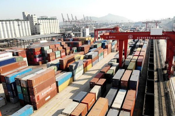 多地中欧班列逆势上扬，为中国经济社会高质量发展注入了“钢铁动力”